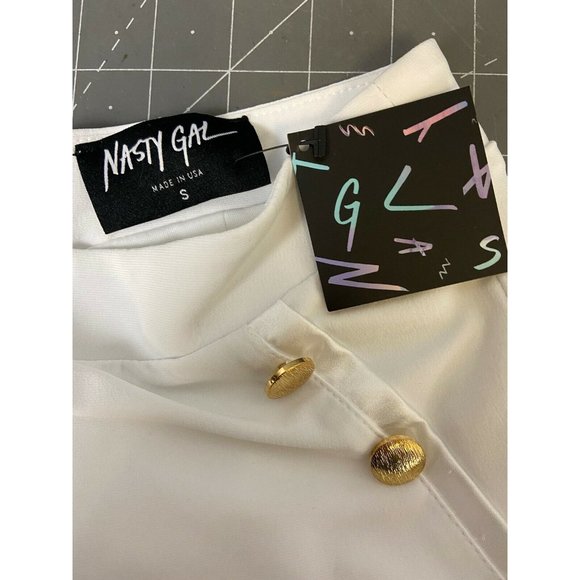 Nasty Gal Women's White Pants w/ Gold Buttons size Small - Picture 4 of 5